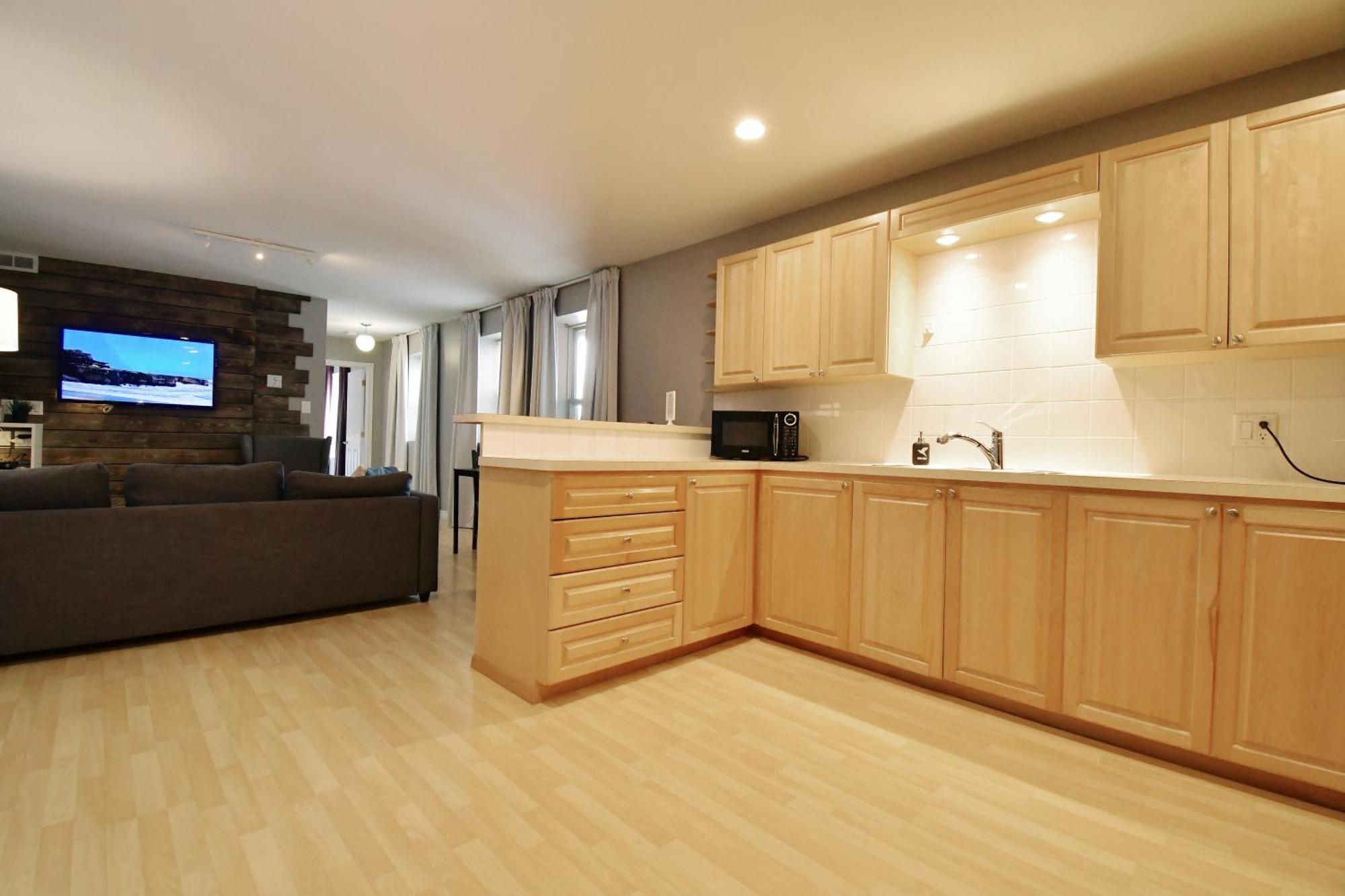 Lester Lofts By Bower Boutique Hotels Монктън Стая снимка